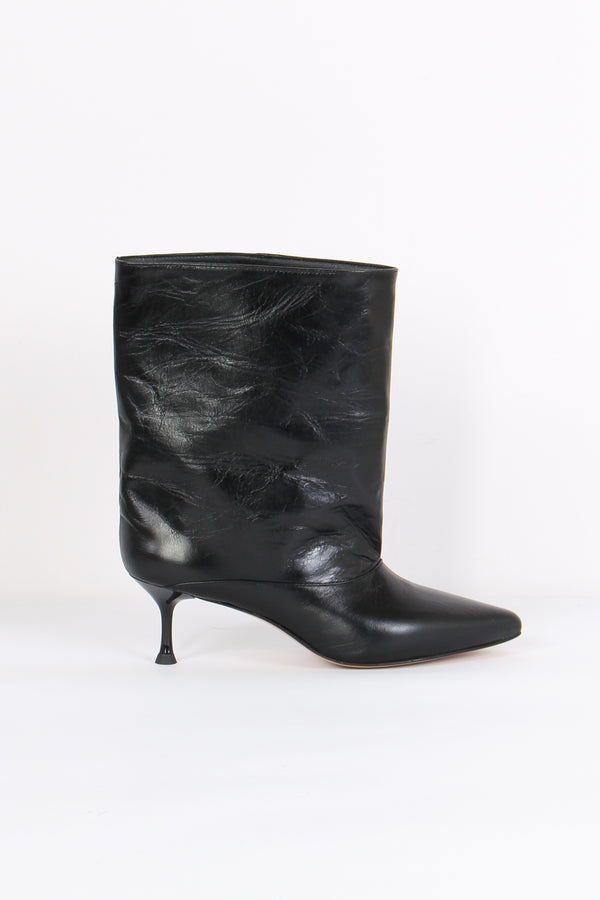 Stivaletto Tubo Pelle Nero