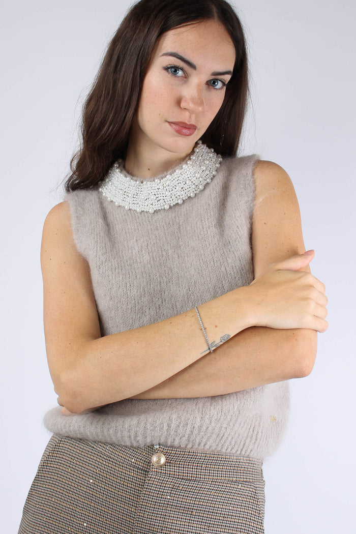 Gilet Maglia Collana Perle Nude-3