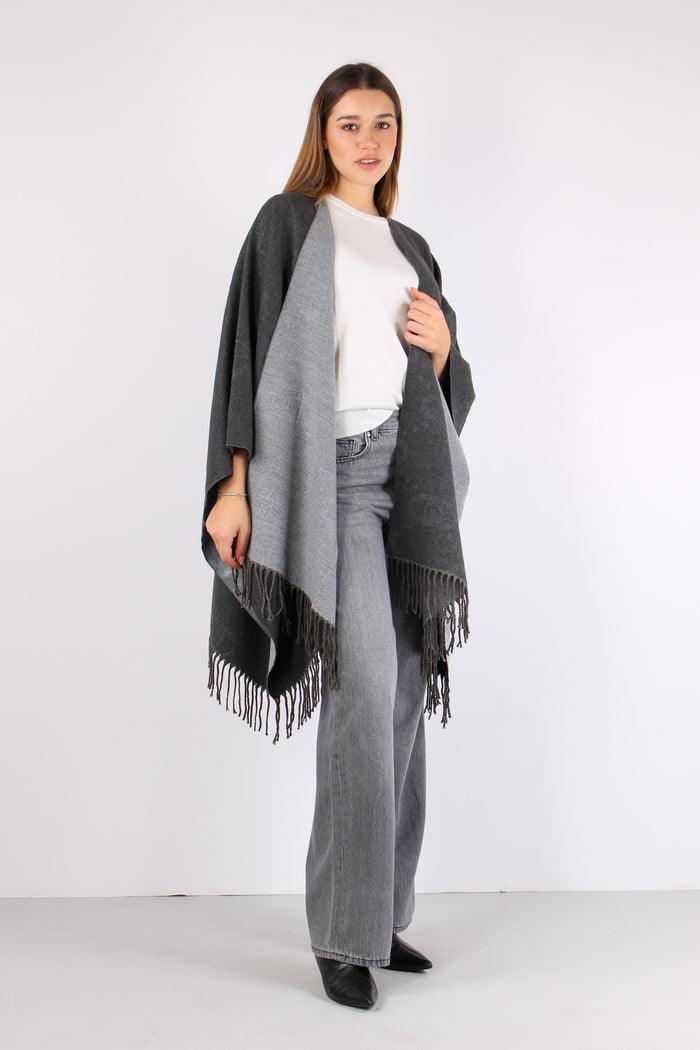 Poncho Embossed Grey Cloud-5