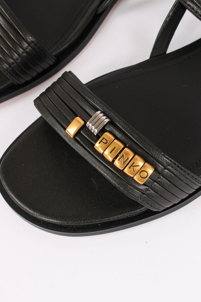 Sandalo Fibbia Borchie Black-8