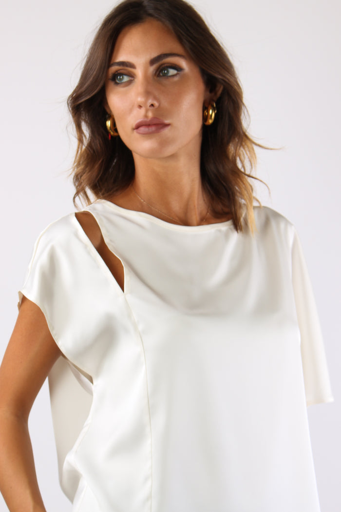Blusa Oblo Spalla Panna-7