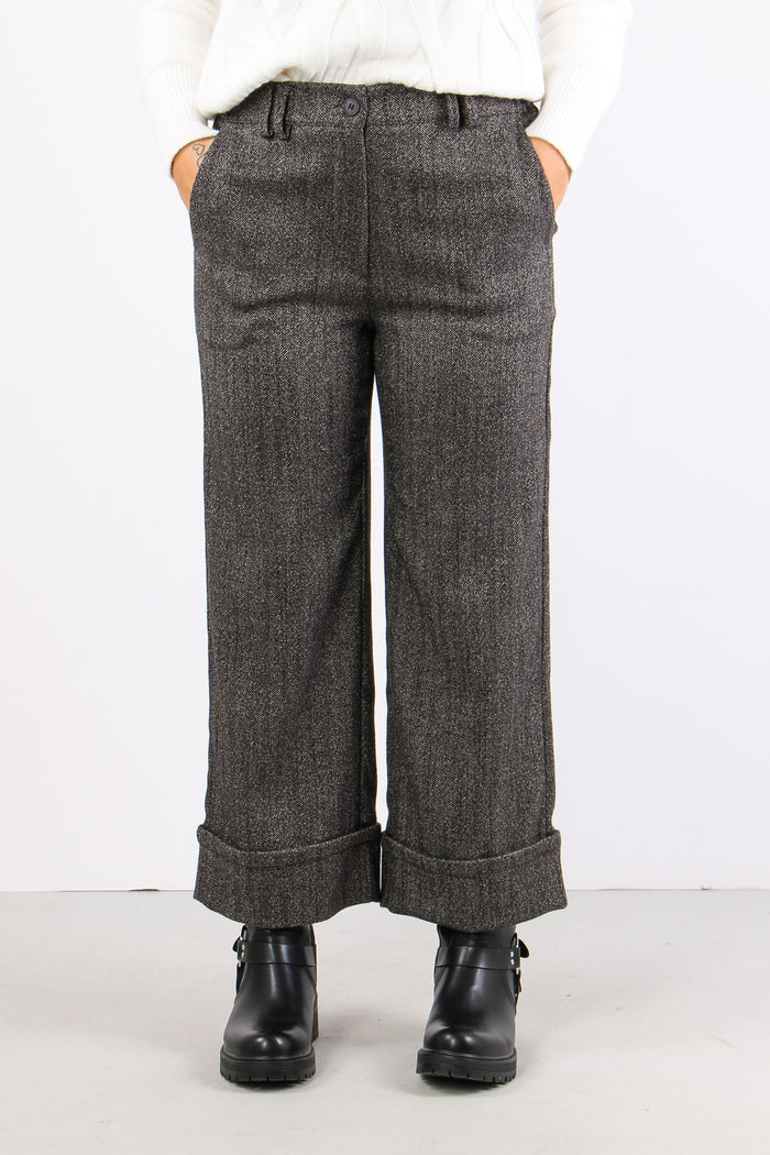Pantalone Cropped Risvolto Nero-2