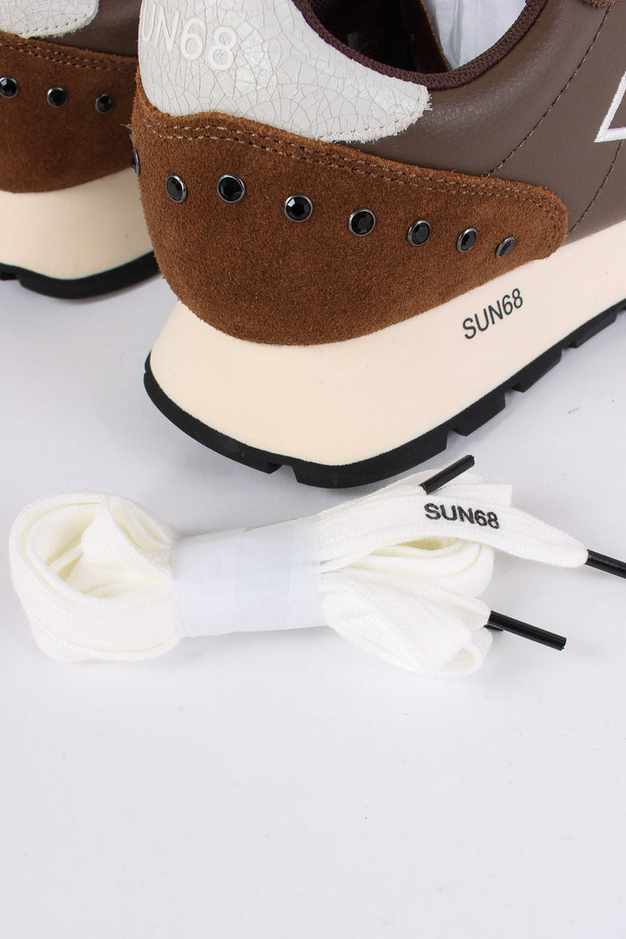 Sneaker Ally Studs Marrone-10