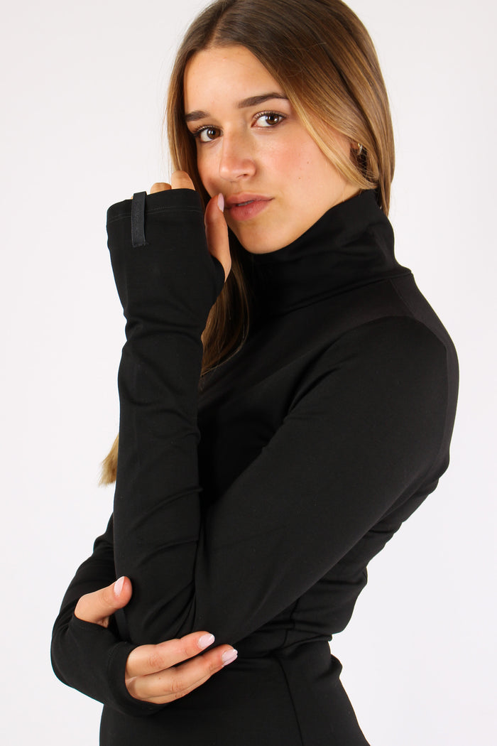 Abito Corto Collo Alto Nero-8