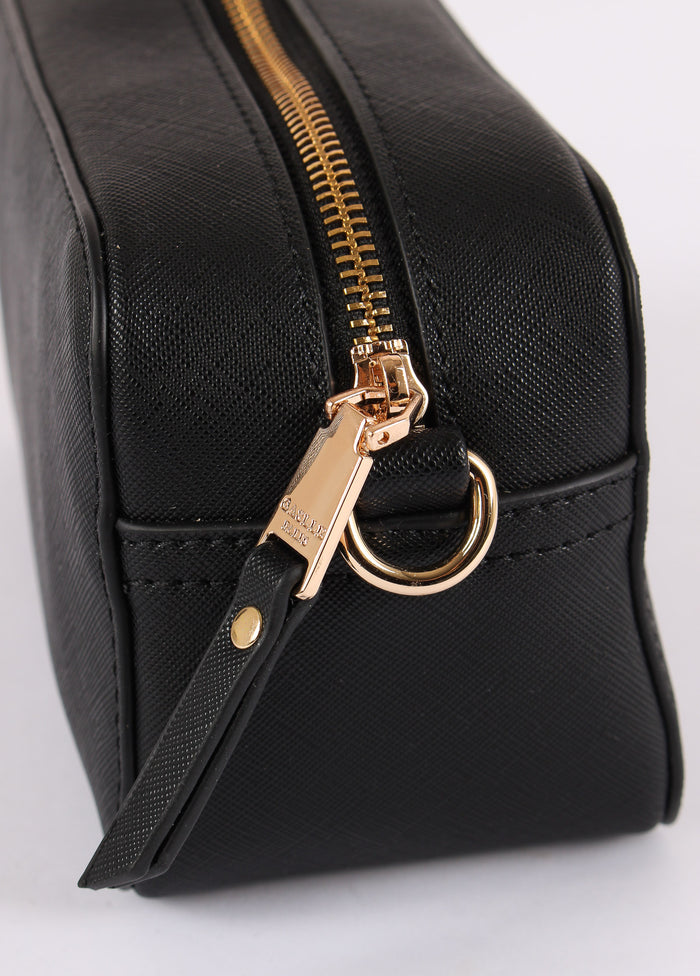 Camera Bag Saffiano Maxi Logo Nero-6
