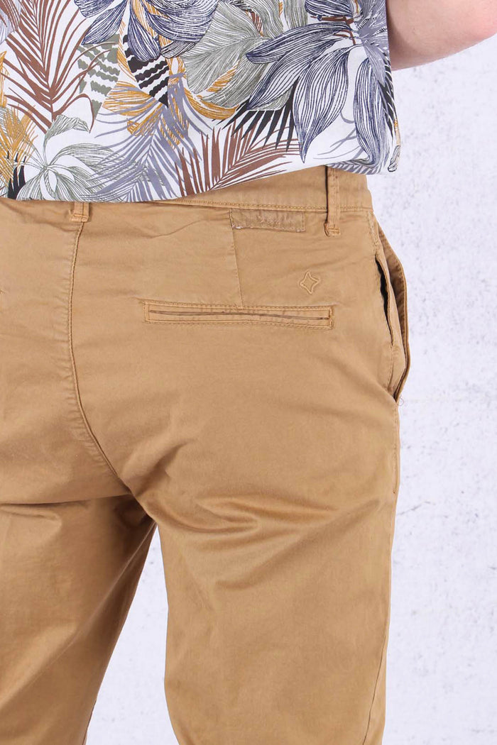Pantalone Chino Slim Golden-5